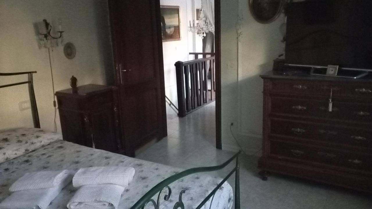Bed and Breakfast Domus Garden Olbia Exterior foto
