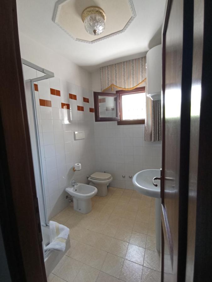 Bed and Breakfast Domus Garden Olbia Exterior foto